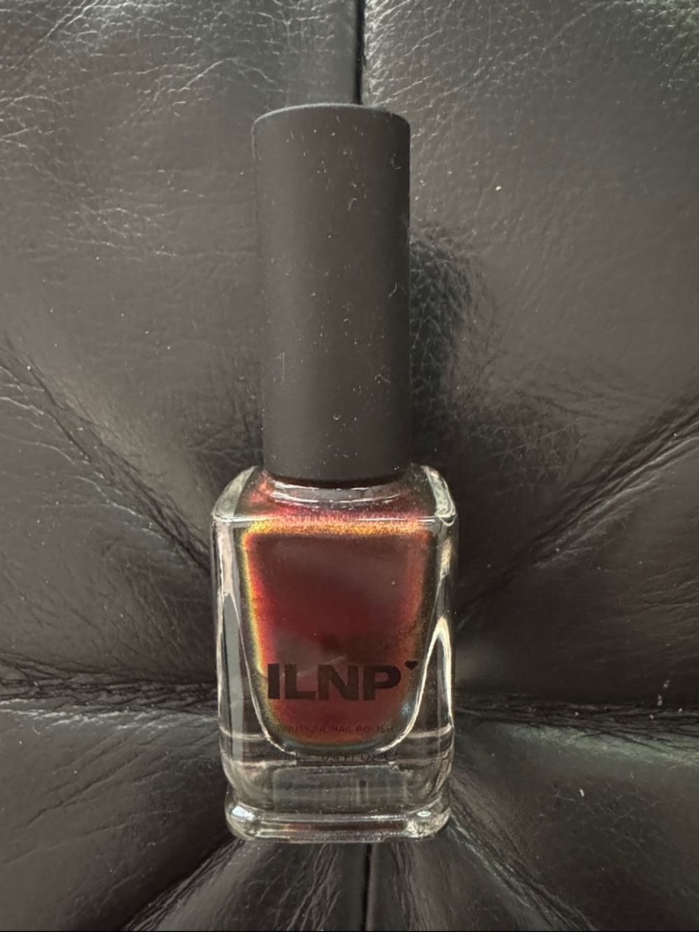 ILNP Boutique Nail Polish - Eclipse Black to Red Ultra Chrome - Picture 4 of 7